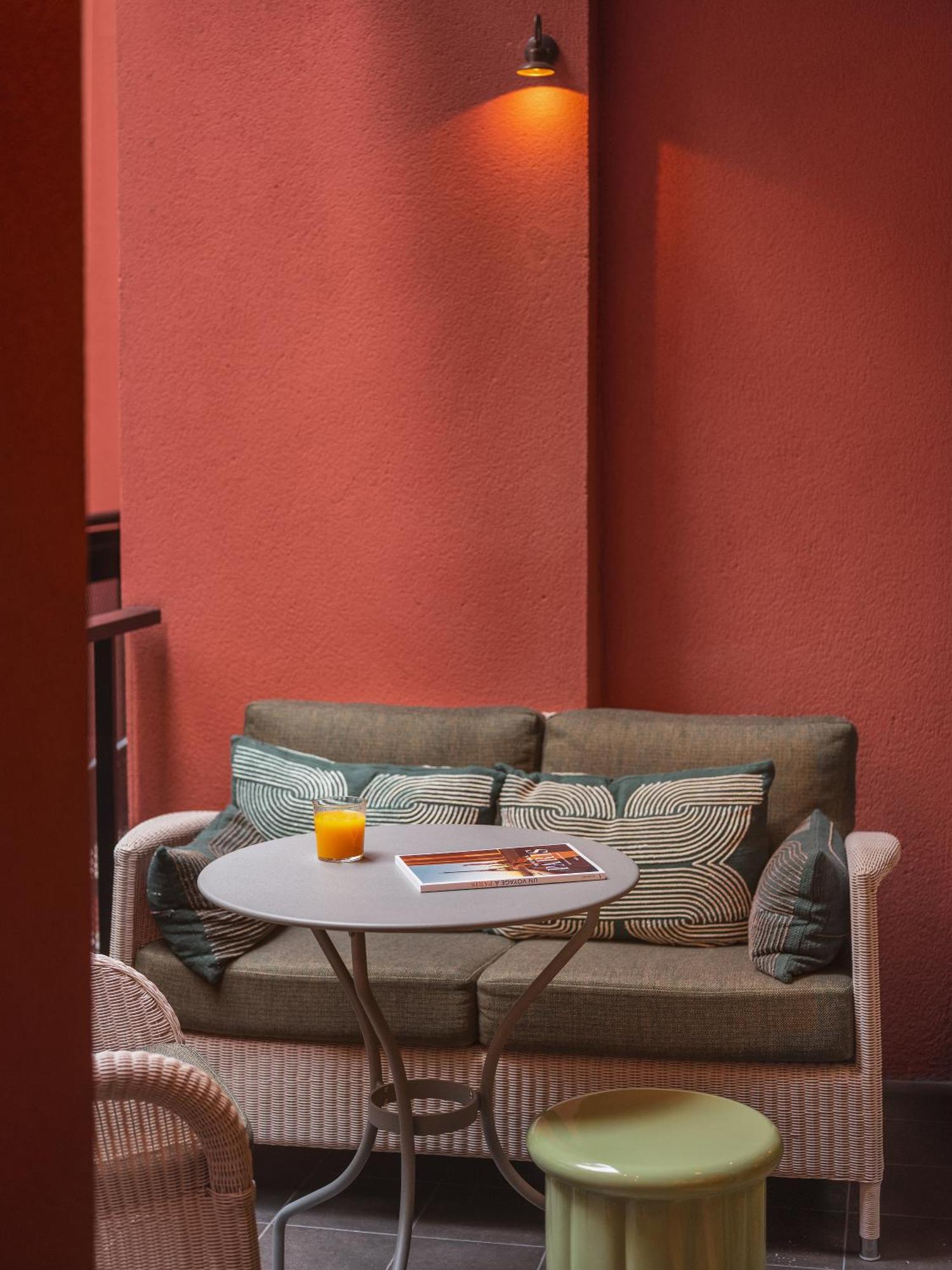 Miss Fuller Hotel Parigi